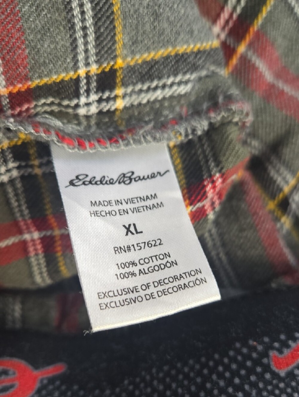 True Classic Tee & Eddie Bauer Men’s Pj's Bottoms. Short Sleeve Crew Tee in Gray - Picture 4 of 4